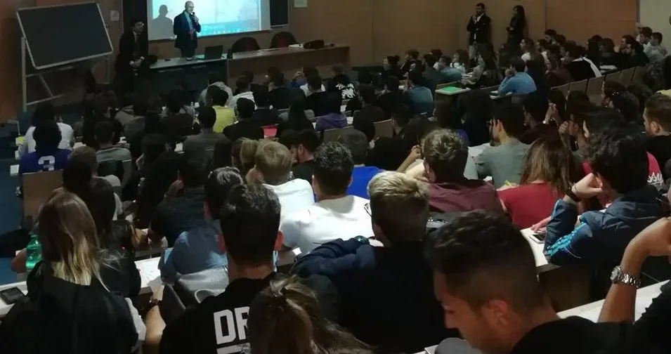 Franco Pepe tiene lezione