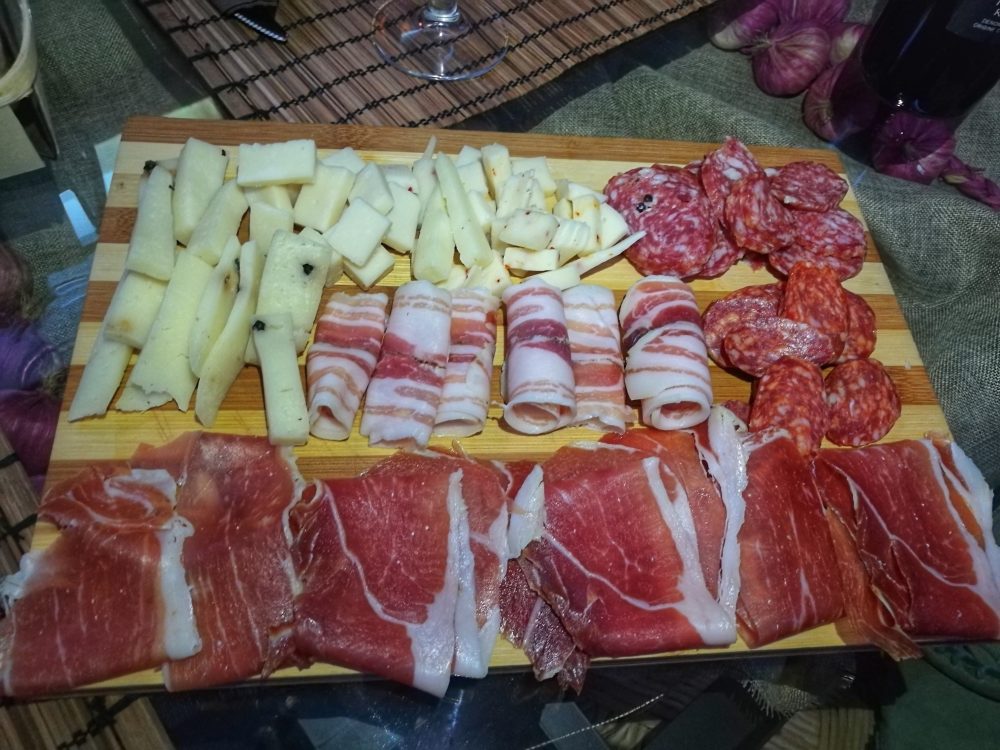 Il companatico - Tagliere di salumi e formaggi