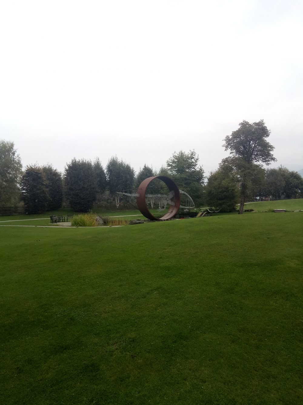 La Locanda del Notaio Il parco con la Balena