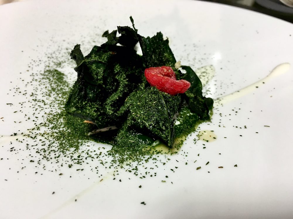 Seta - Lumache con crema di cavolo nero, caprino, nocciola e funghi