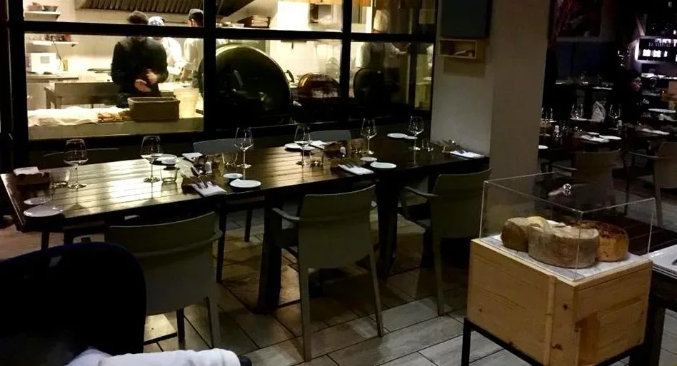 Meatin, La Cucina, Il 16.9 Sulla Sala