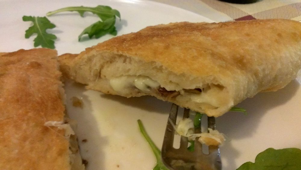 Il Ritrovo dei Golosi – la pizza fritta a modo di Antimo Romano con EVO