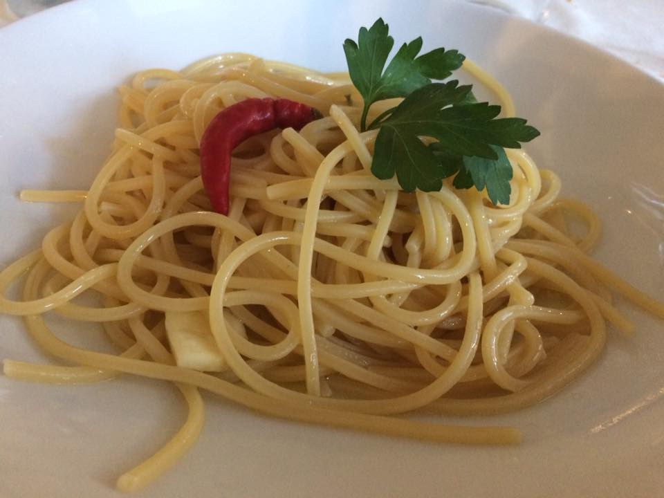San Pietro, spaghetti con colatura di alici