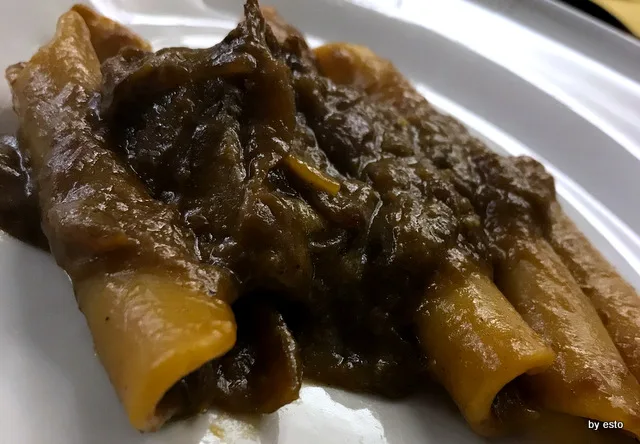 Tripparia candele spezzate a mano con genovese