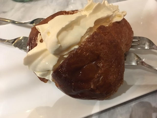 Capuano’s - Il baba'