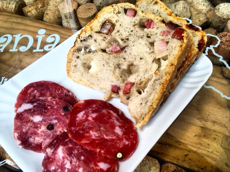 Campania Mia, Il Tortano & Il Salame Rosa Di Giacomo Buonanno