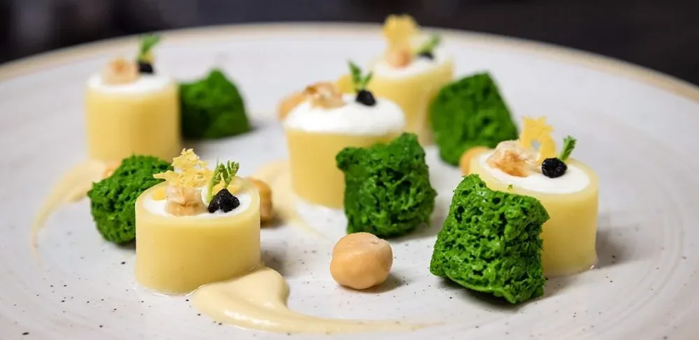 Stefania Di Pasquo, Calamarata, spuma di baccala', variazioni di ceci e spugna di cime di rapa