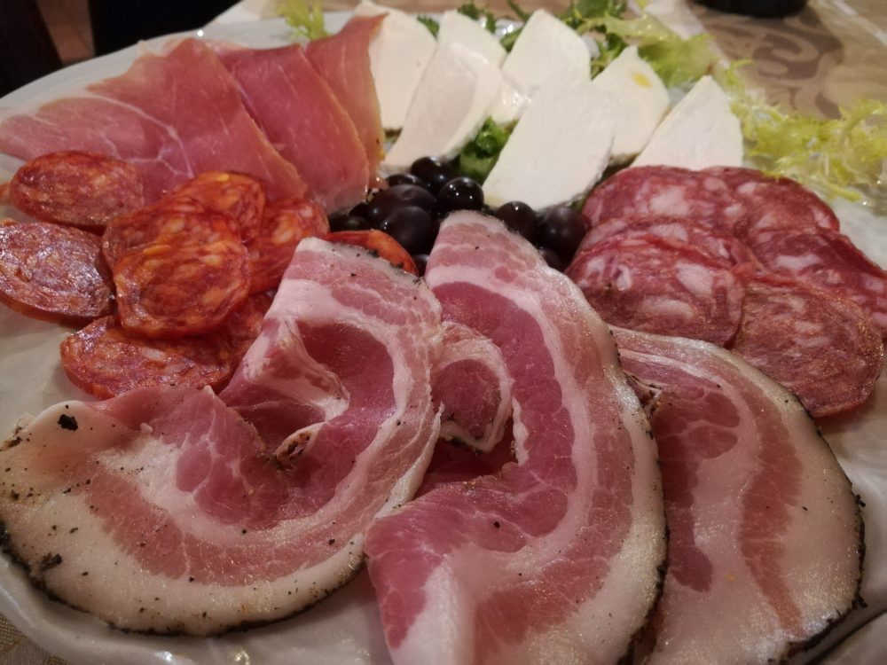 Agriturismo Antico Pozzo degli Ulivi - I Salumi e Formaggi