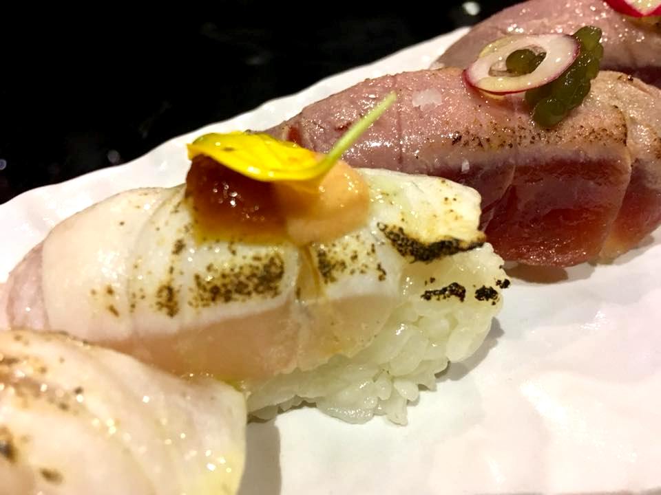 Nigiri Aburi di Spigola & Salmone