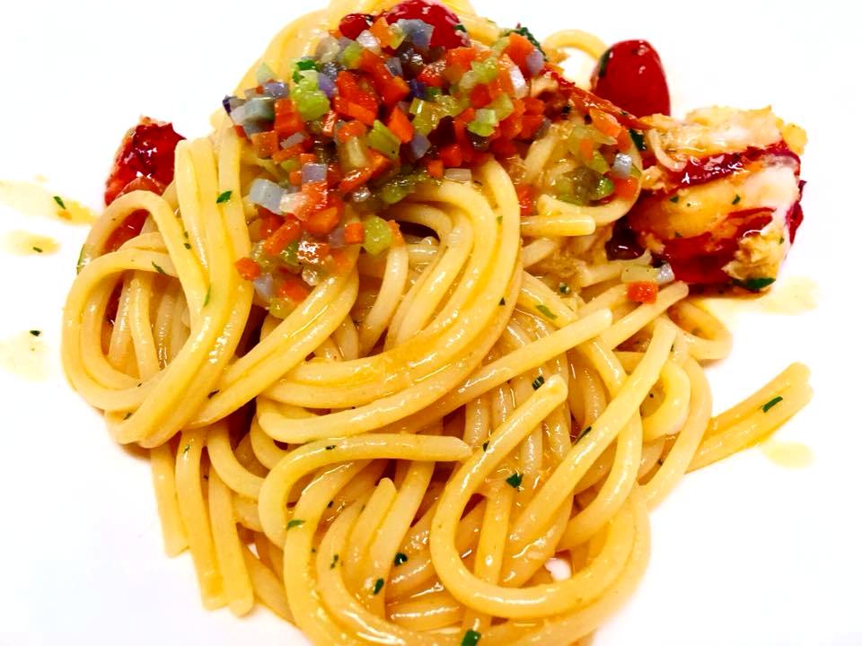 Terrazza Calabritto - Spaghetto di Gragnano & Catalana di Astice Blu