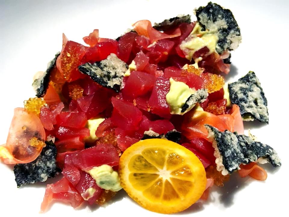 HBToo, Tartare di Tonno Rosso, Guacamole, Tempura di Alga Nori, Maionese Giapponese e Ravanello Marinato