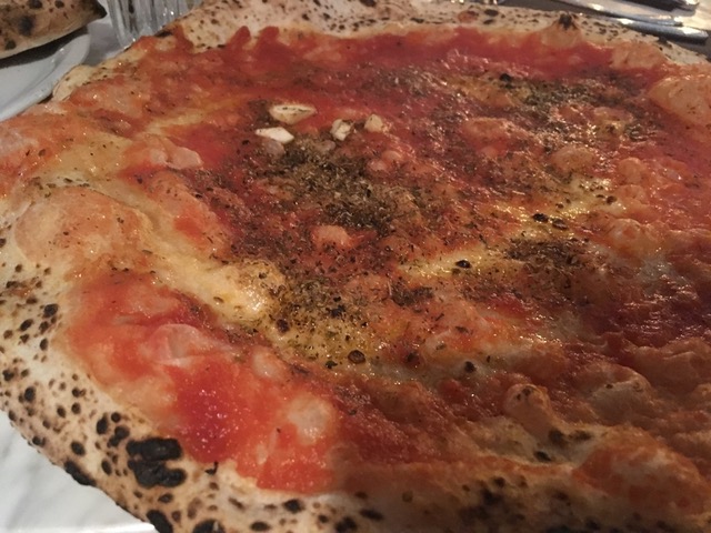 L’Antica Pizzeria Da Michele, la marinara