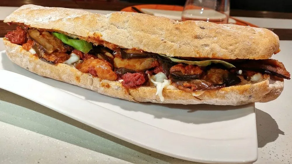 'O Sfizio D'a Notizia - Parmigiana di Soffritto