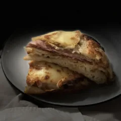 Pane mortadella e provolone di Pietro Parisi