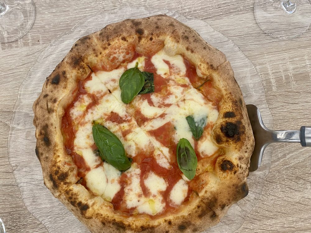 Pizzeria Fratelli Grassia - Pizza Margherita