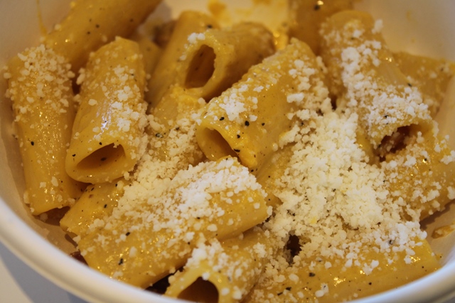 Rigatoni alla Carbonara, Flavio al Velavevodetto