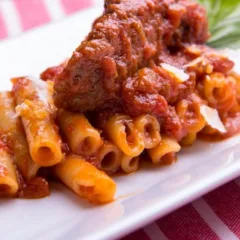 Ziti al ragu' napoletano