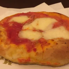Moccia, la mitica pizzetta