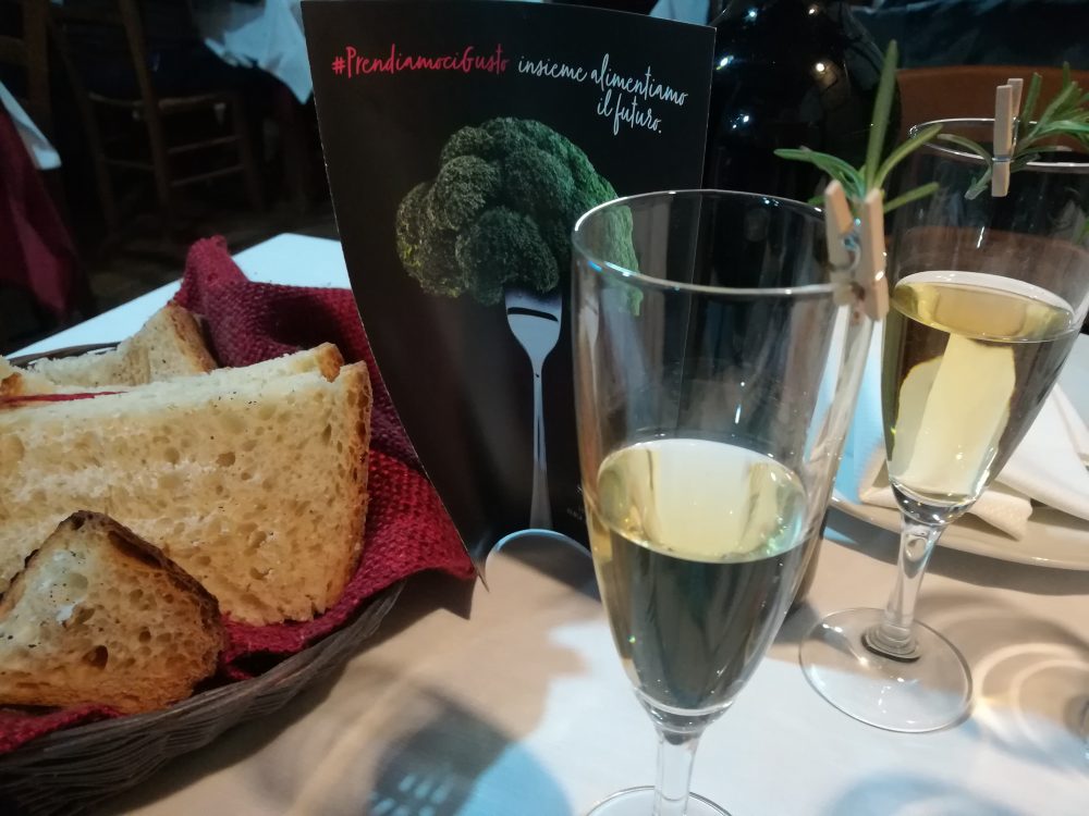 Agriturismo le Fontanelle - Il Pallagrello bianco con infuso di Limone affumicato del Monte Maggiore