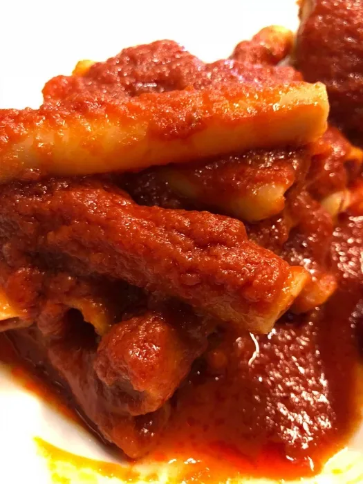 Candele al ragu' napoletano