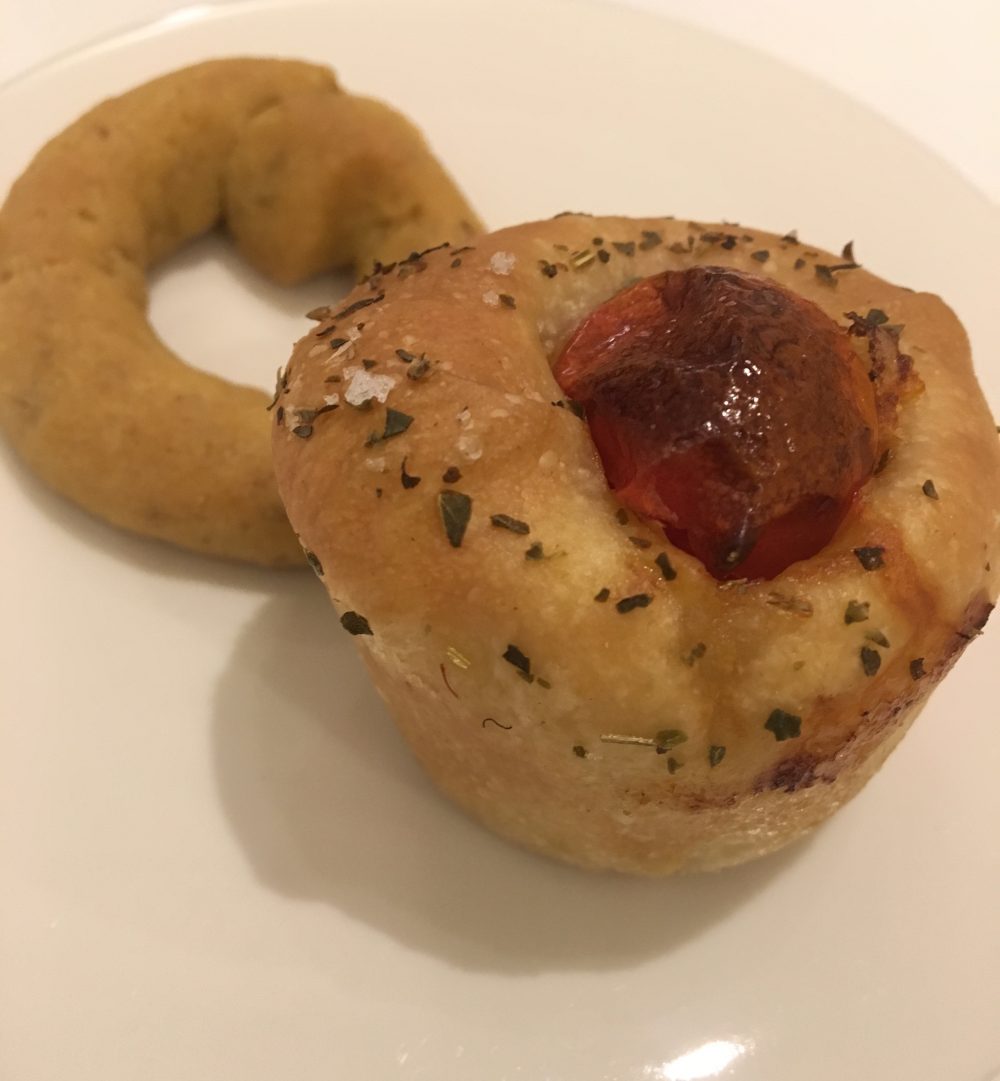 Quintessenza - Focaccia e taralli