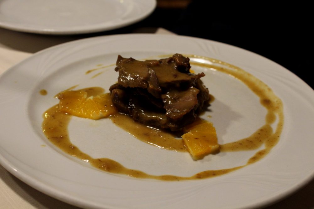 Osteria l’Elfo - cosciotto di castrato brasato agli agrumi