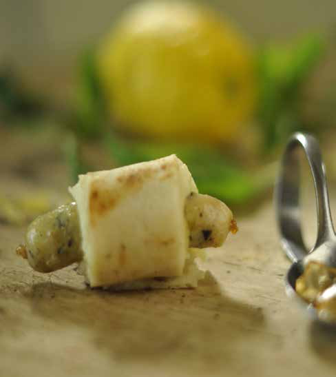 Pizzeria Piedigrotta e la maison Bollinger - Hot dog di pizza