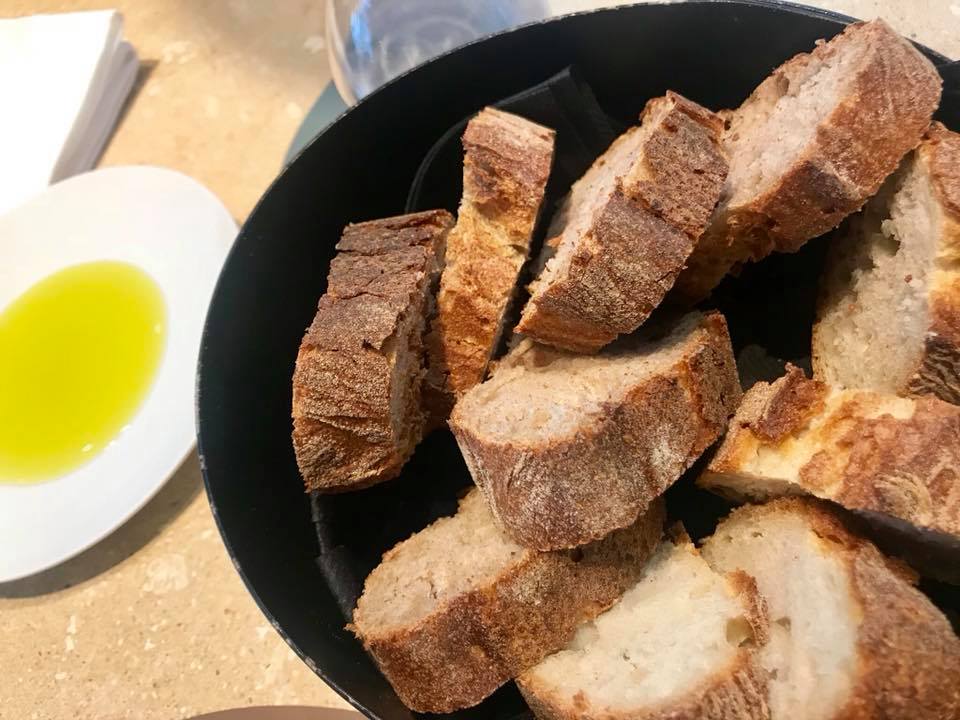 Attimi di Heinz Beck a Fiumicino, il pane