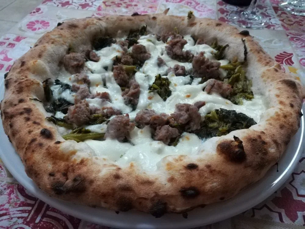 Boccone Facile, pizza salsiccia e broccoli
