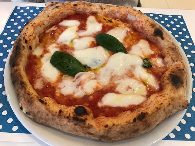 Pizzeria Nannine' - Pizza Margherita Doc