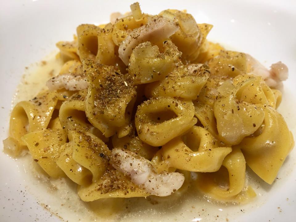 Retrobottega, tortellini, anguilla e finocchio