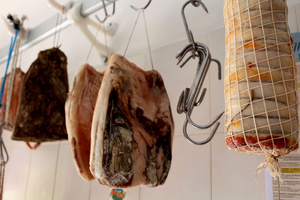 La Signora di Conca Casale – il guanciale di Bruno Bucci