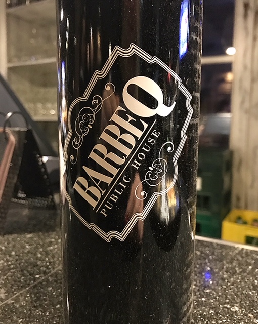BarbeQ - Bottiglia di vino falerno a marchio proprio