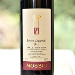 Dolcetto d'Alba Bricco Caramelli 2011 - Mossio