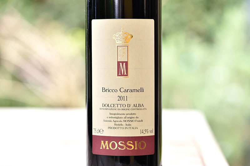 Dolcetto d'Alba Bricco Caramelli 2011 - Mossio