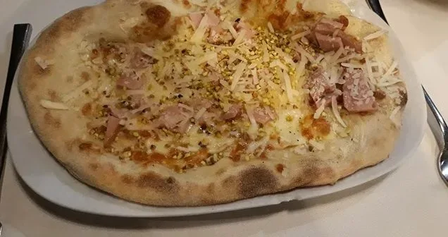 Pinsa e buoi dei…La Bolognese