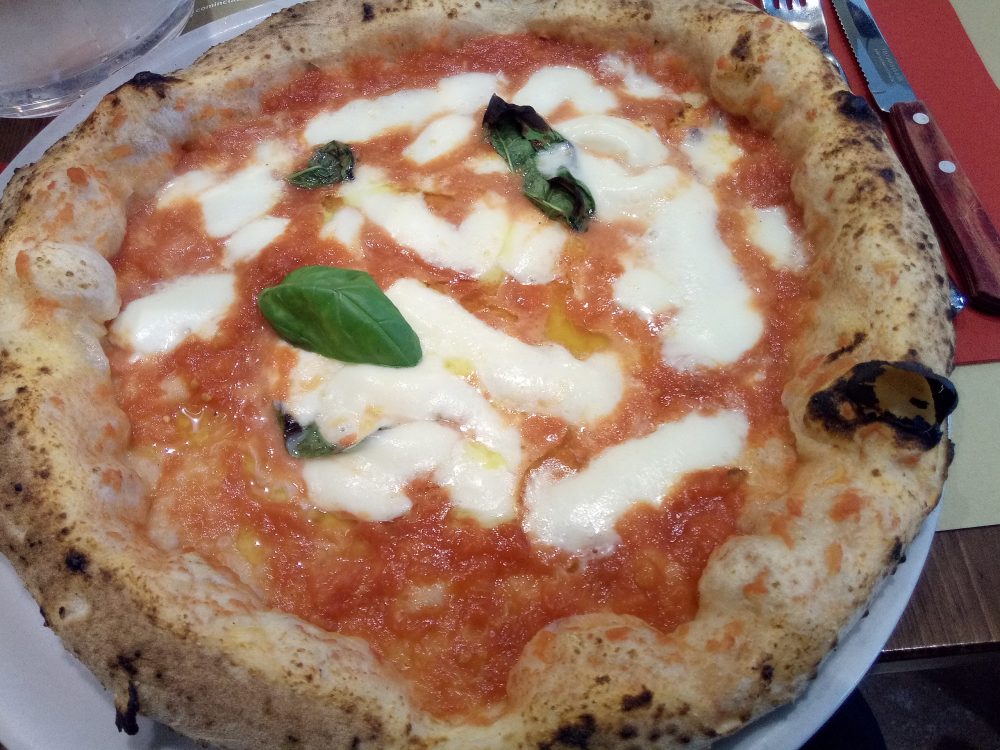 Pizzeria Da Zero a Milano - Pizza Margherita