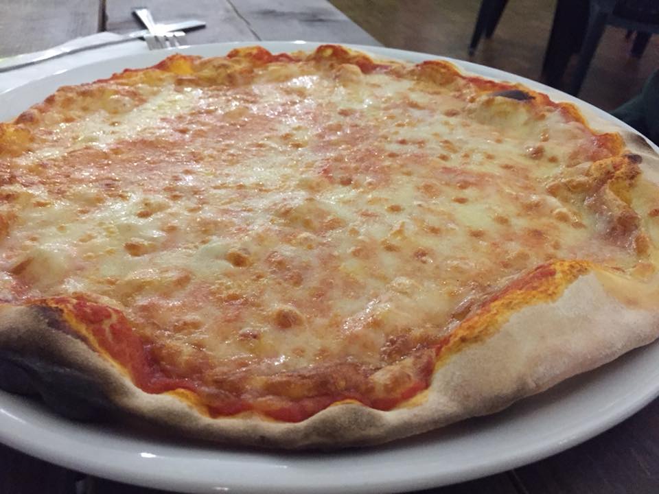 Pizzeria Frontoni, la margherita