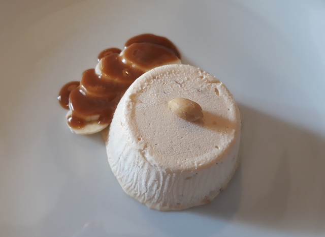 La Locanda del Ditirambo - Semifreddo alle arachidi con caramello mou