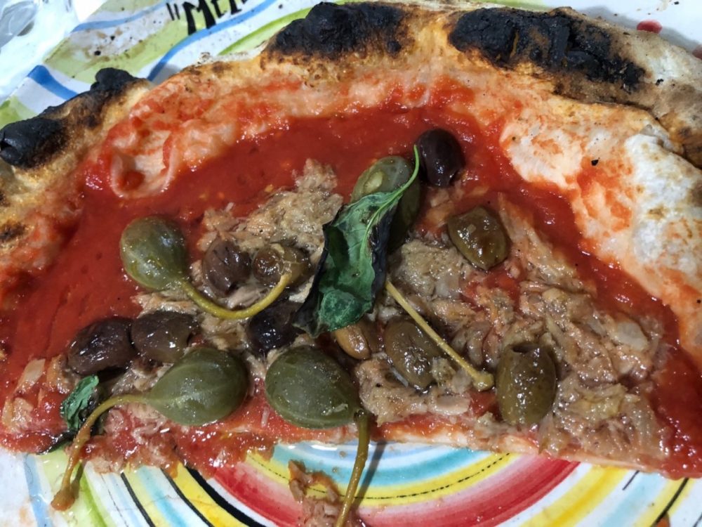 Made in Sud, Nostromo con pomodoro, tonno, capperi e olive taggiasche