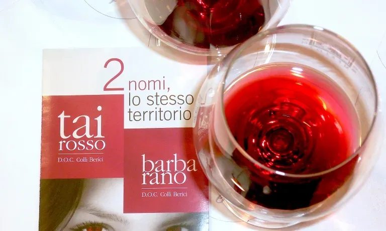 Punto Zero - il colore del tai rosso - foto identita' golose