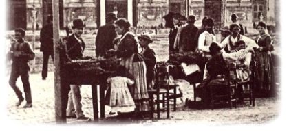 La vendita delle lumache davanti alla basilica di San Giovanni