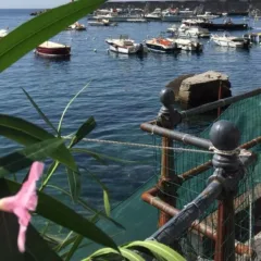 Sul lungomare di Amalfi, verso Lido Azzurro