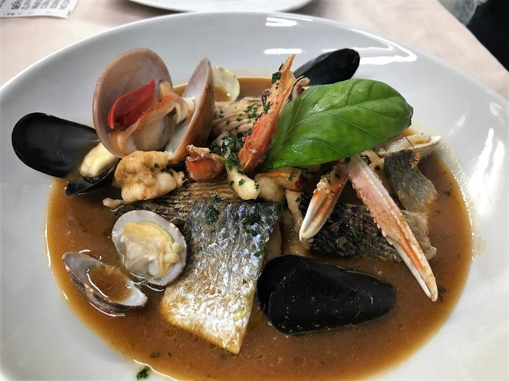 Da.Ni'. Formia – zuppa mista con pane tostato