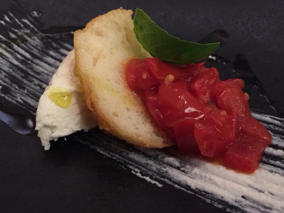 La Caravella, il Menu dei 60 anni, la bruschetta di mamma