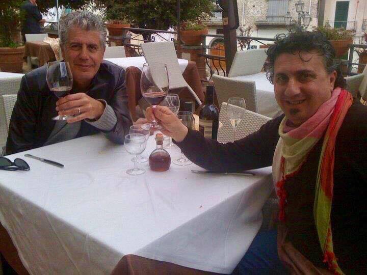 Anthony Bourdain con Pasquale Torrente nel 2010