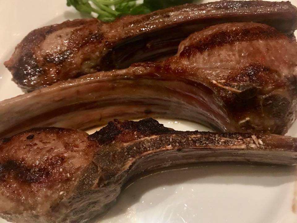 Gallaghers Steakhouse, le costolette di agnello