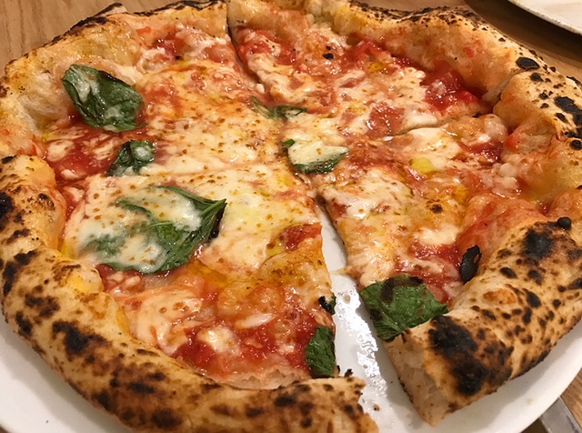 Hashtag - Pizza in Cantina - Pizza Margherita
