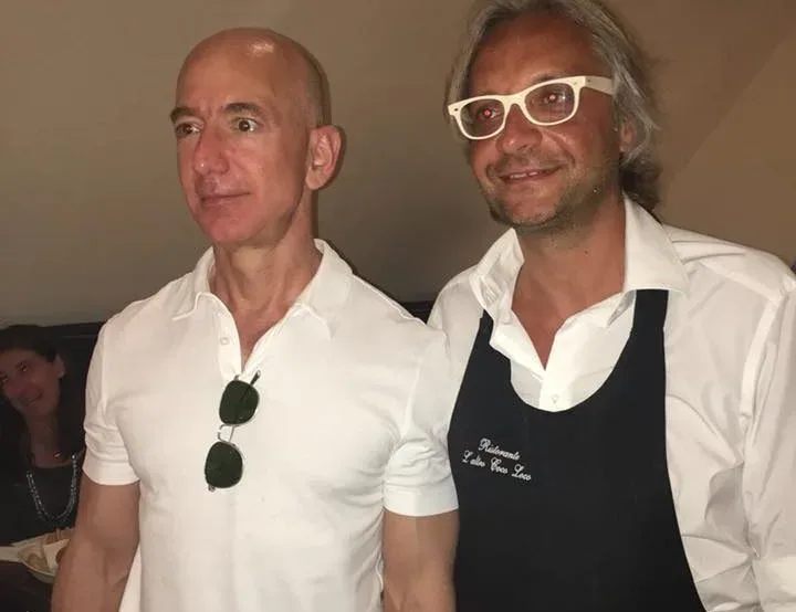 Jeff Bezos e Diego Nuzzo