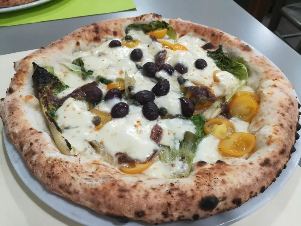 Ristro', La Pizza con la Scarola